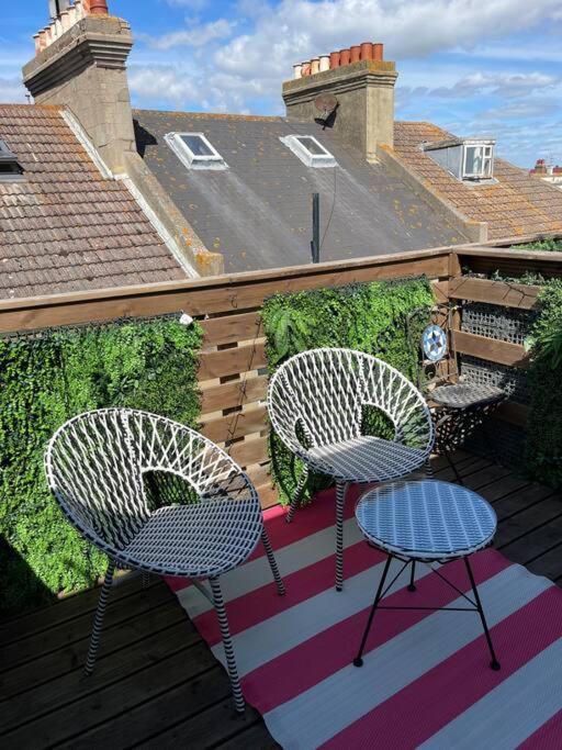 "The Parlour" Seafront Apartment Eastbourne Ngoại thất bức ảnh